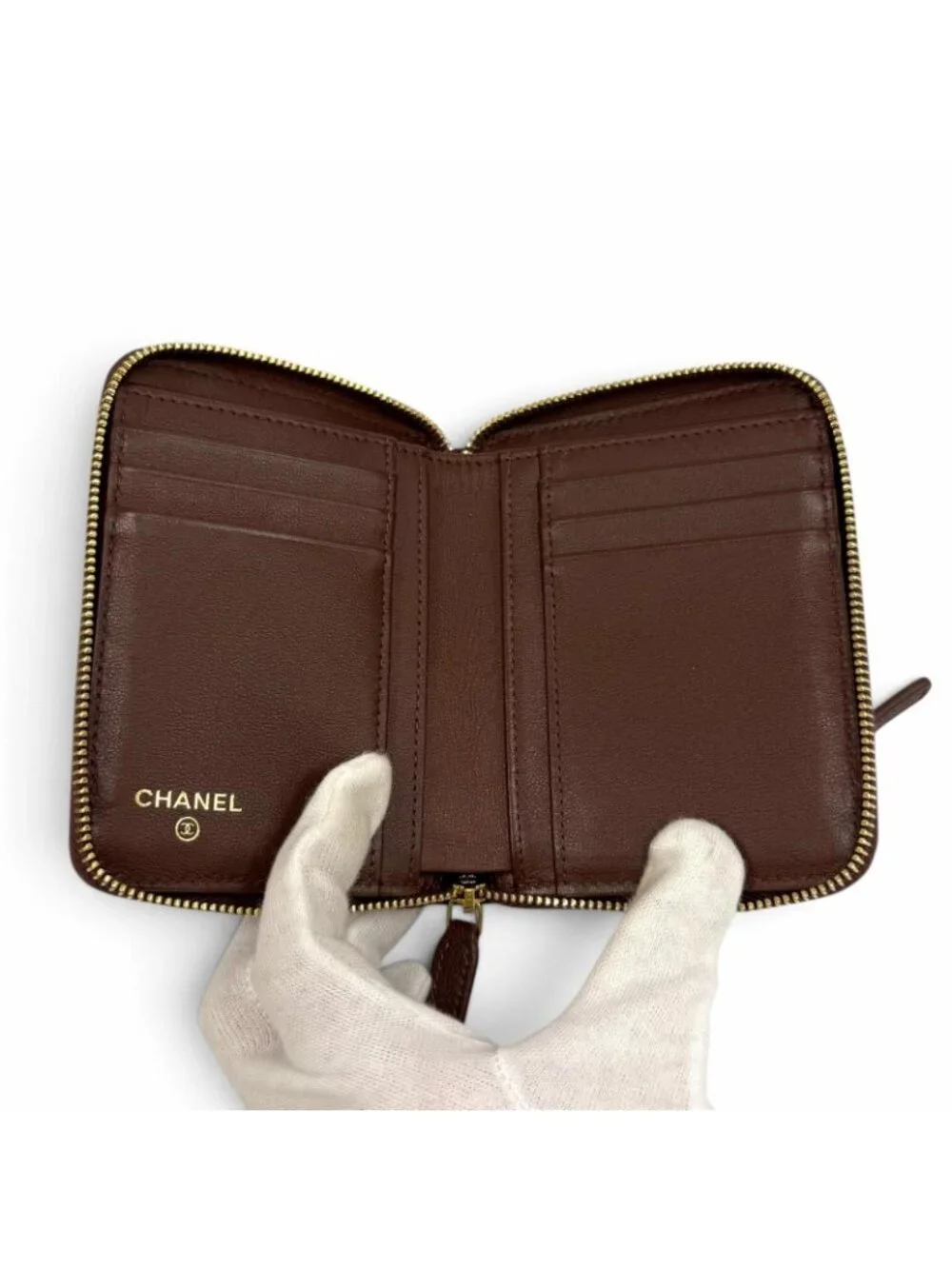 Chanel CC Logo Round Zip Grained Goatskin Compact Wallet Bifold